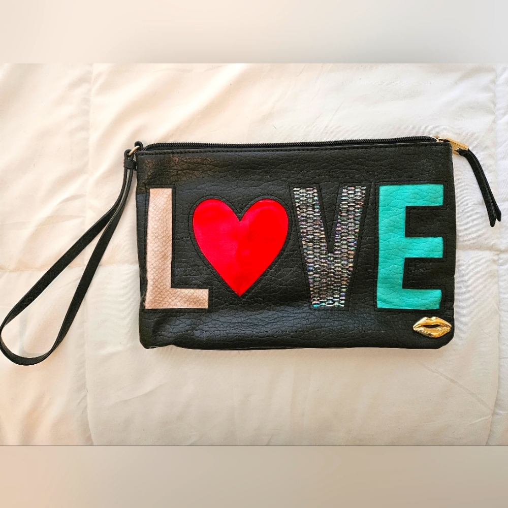 Wristlet